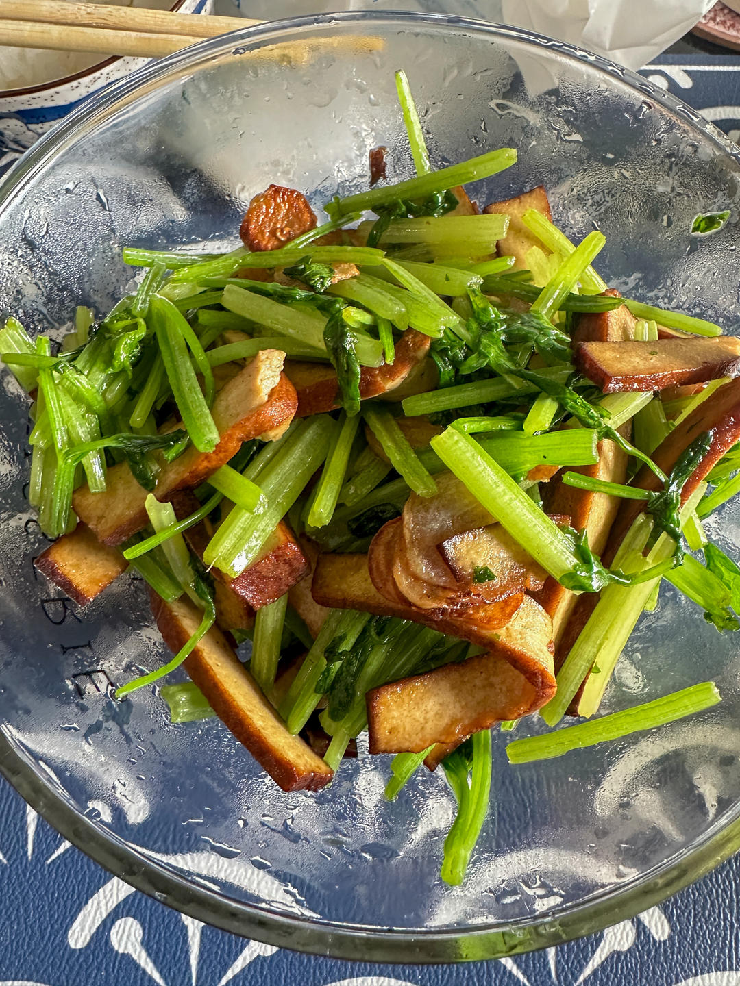 【香芹炒豆干】