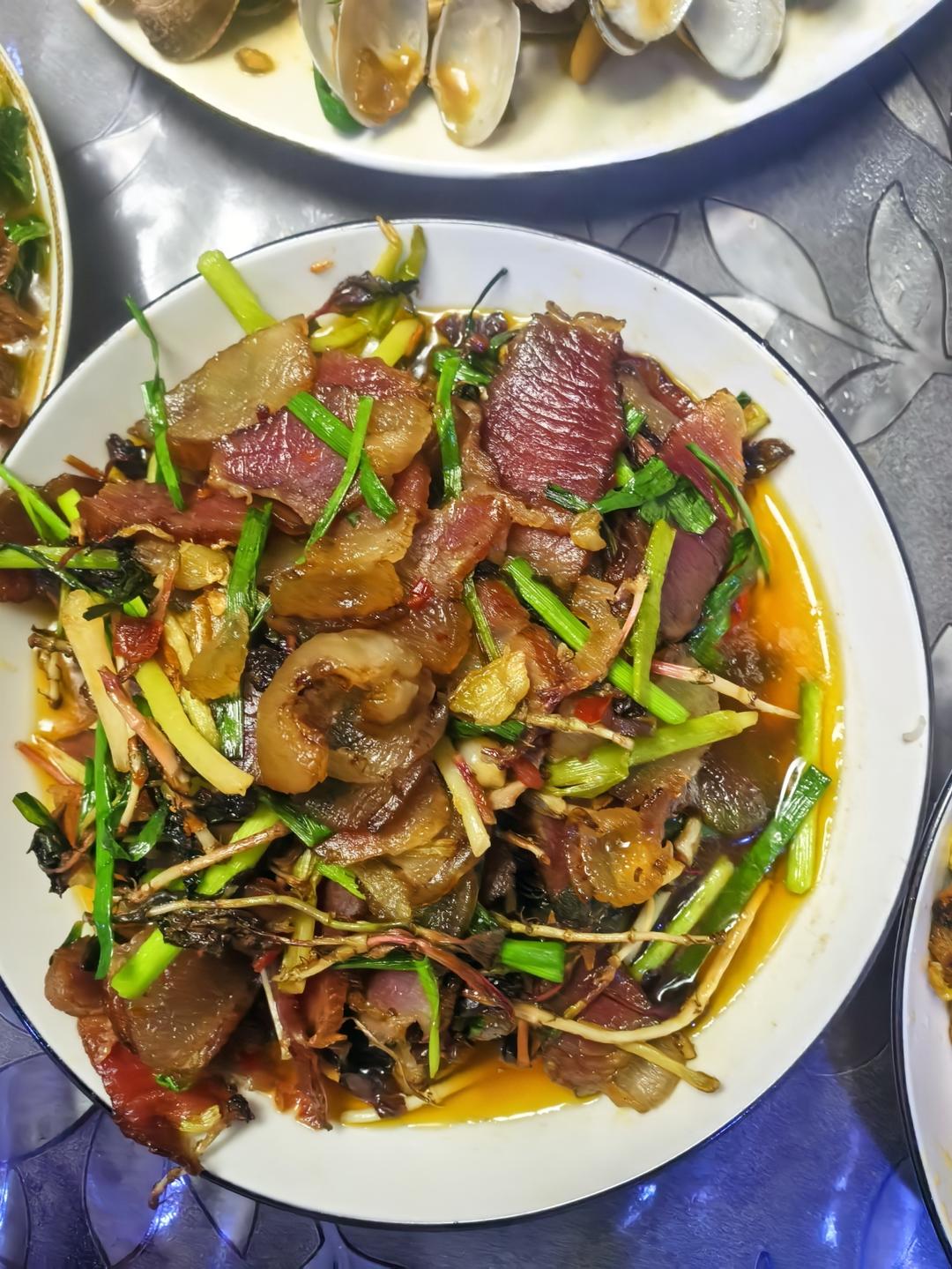 贵州折耳根炒腊肉