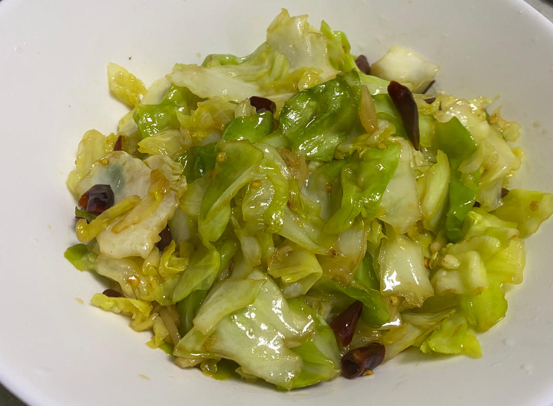 厨师长教你：“手撕包菜”的家常做法,简单又不失美味