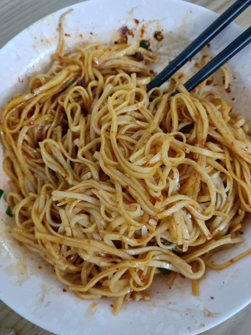 姥姥的爽口凉面！（干拌挂面）