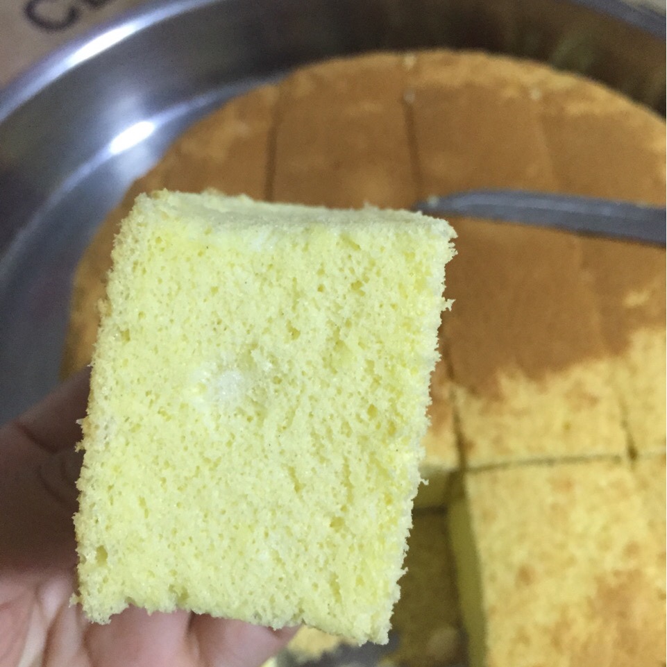 烤箱做蛋糕（戚风蛋糕的做法）