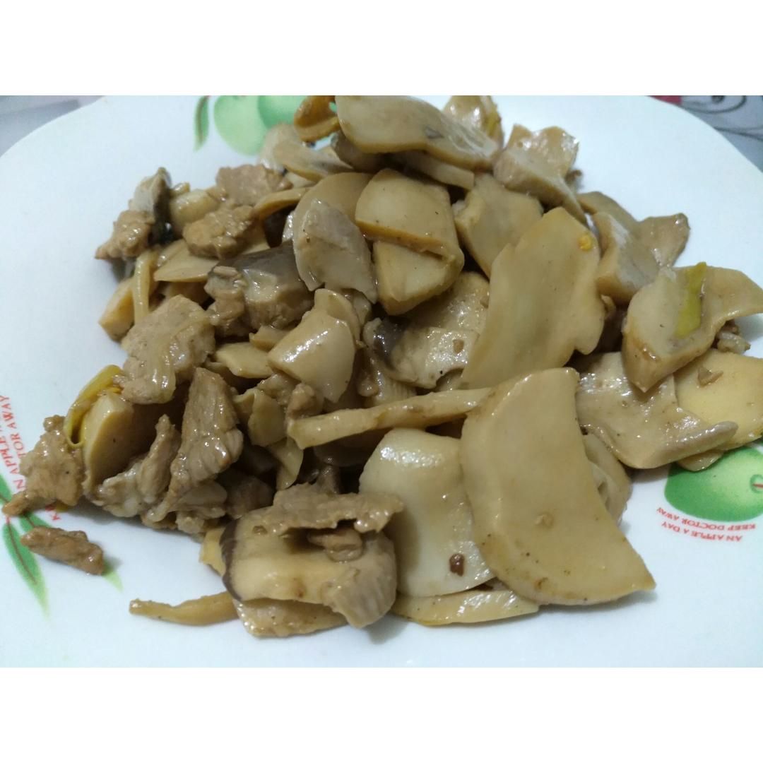 杏鲍菇炒肉片