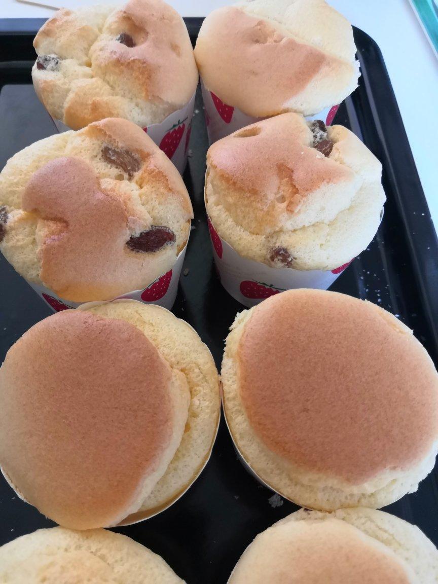 葡萄干戚风蛋糕杯