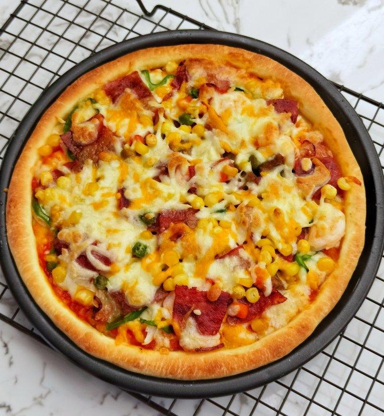 小丸子245377做的海陆空至尊芝心披萨