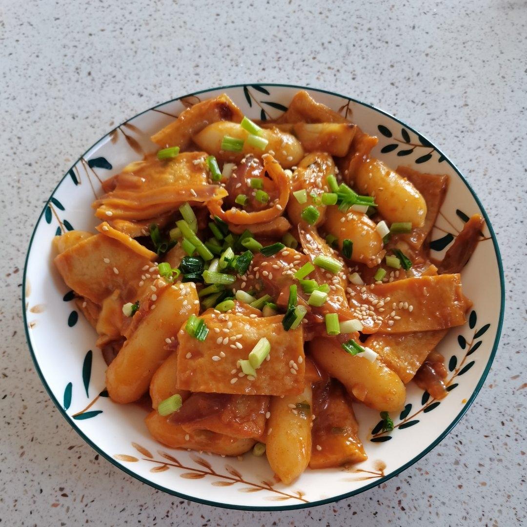 『韩式辣炒年糕』软软糯糯一口一个～