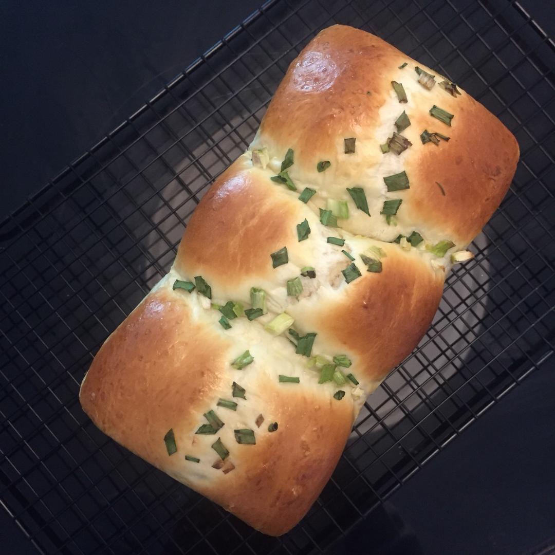 香葱肉松手撕吐司