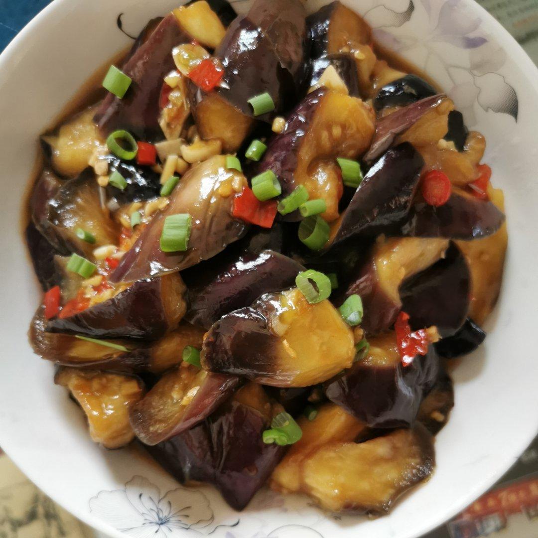 厨师长教你：“少油型鱼香茄子”的做法快收藏了