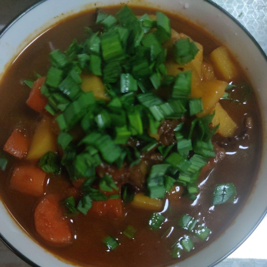 番茄土豆炖牛腩