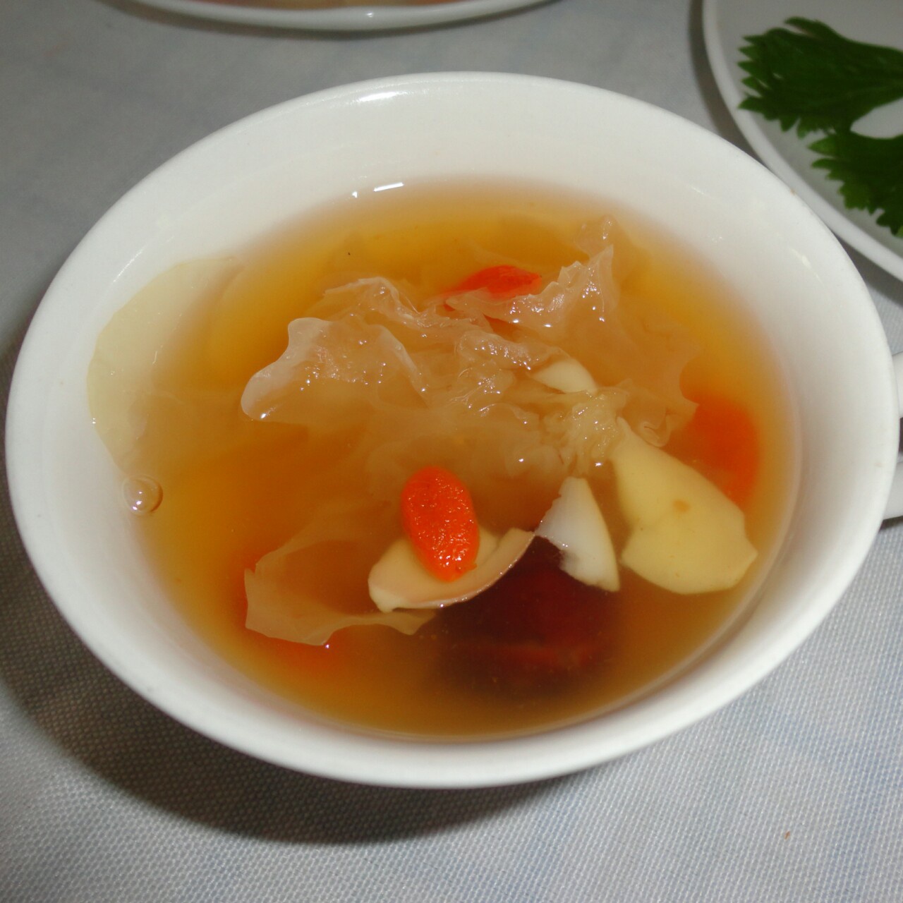 百合红枣银耳汤