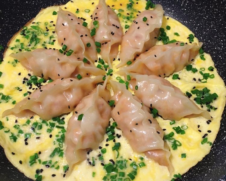 抱蛋煎饺