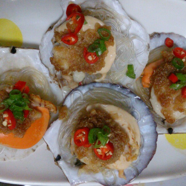 蒜蓉粉丝蒸扇贝