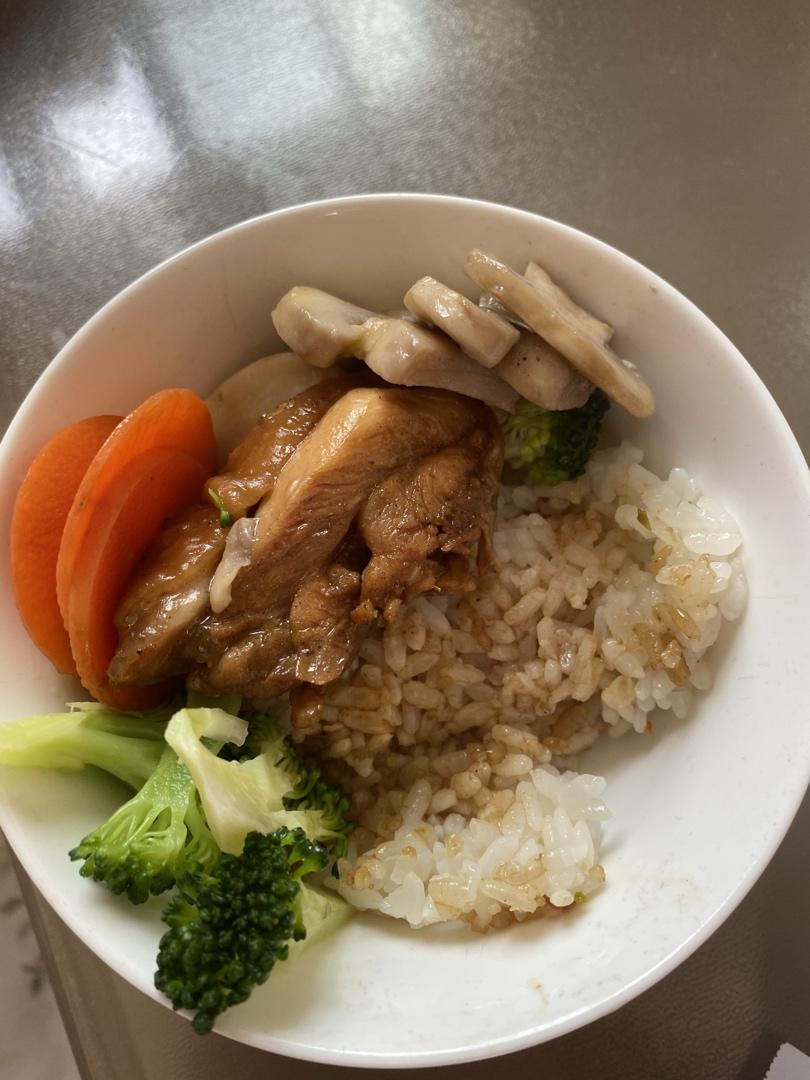 蜜汁照烧鸡肉饭