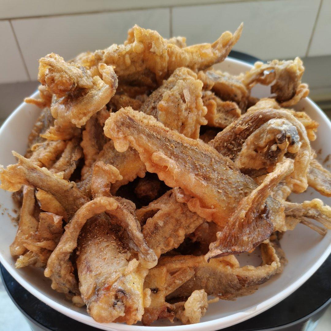 干炸香酥小黄鱼