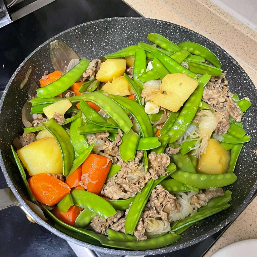日式土豆炖牛肉（肉じゃが）