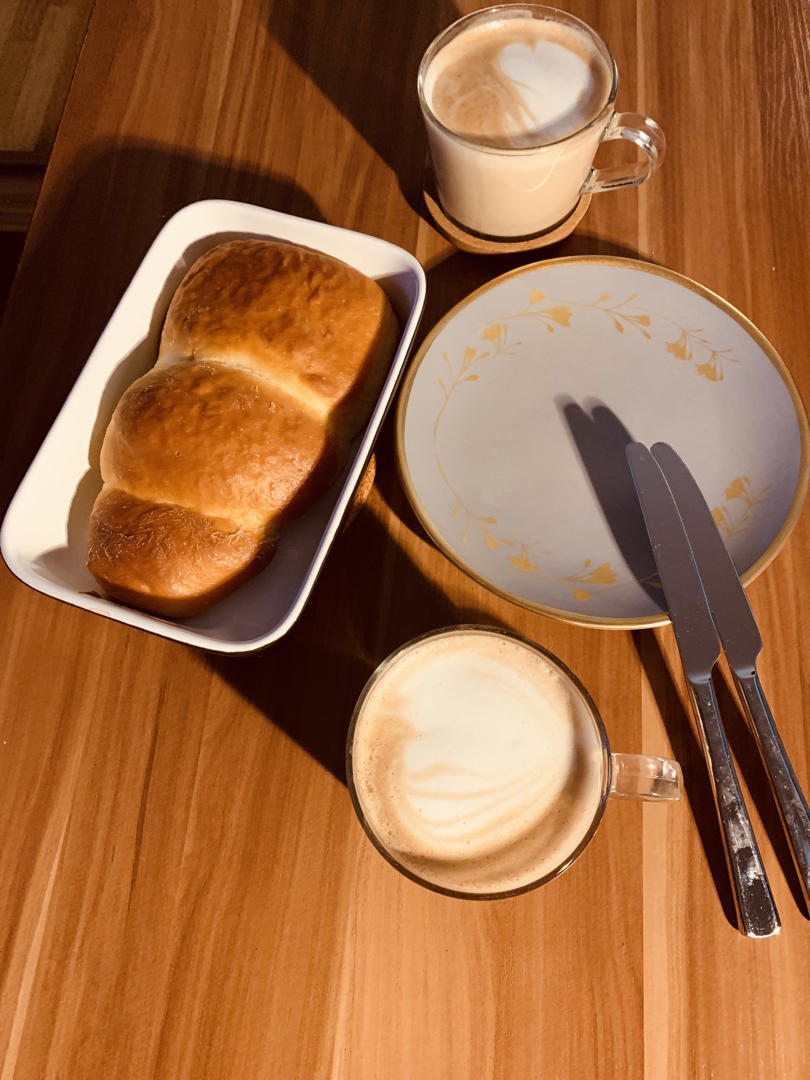 吃过这个黄油面包Brioche，你很难再爱上街边蛋糕店的面包店