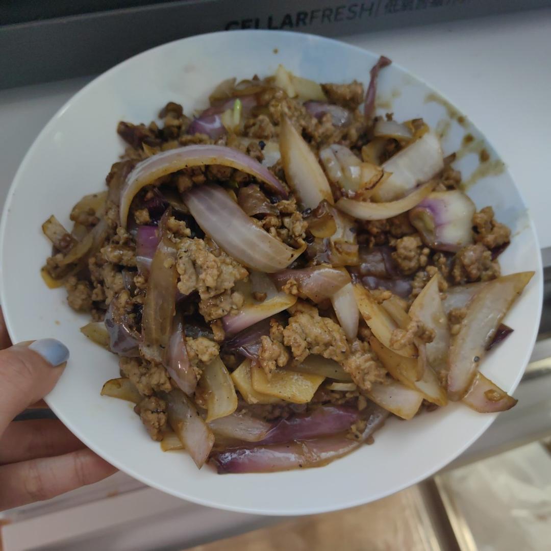 洋葱炒肉（宝宝爱吃）