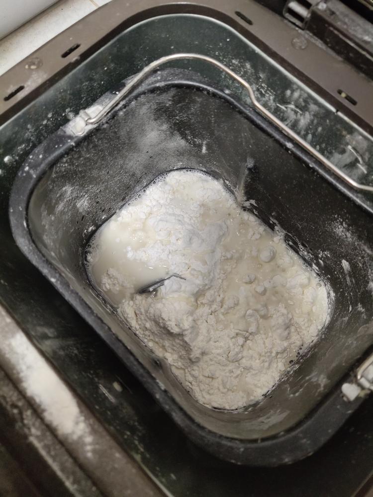 纯奶手撕吐司的做法 步骤1