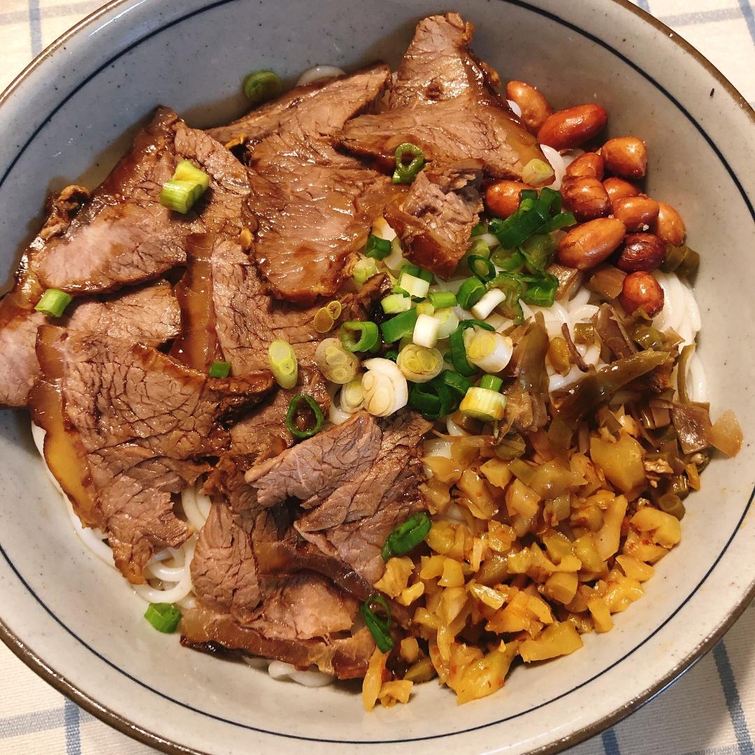 湖南味道！嗦一碗卤粉