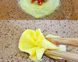 宝宝餐花朵蛋饺的做法 步骤6