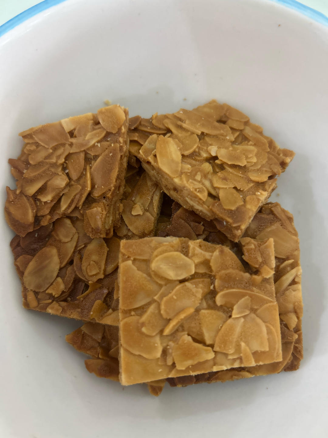 嘎嘣脆倍儿香的～杏仁瓦片脆