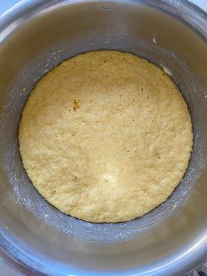 玉米面大饼子的做法 步骤5