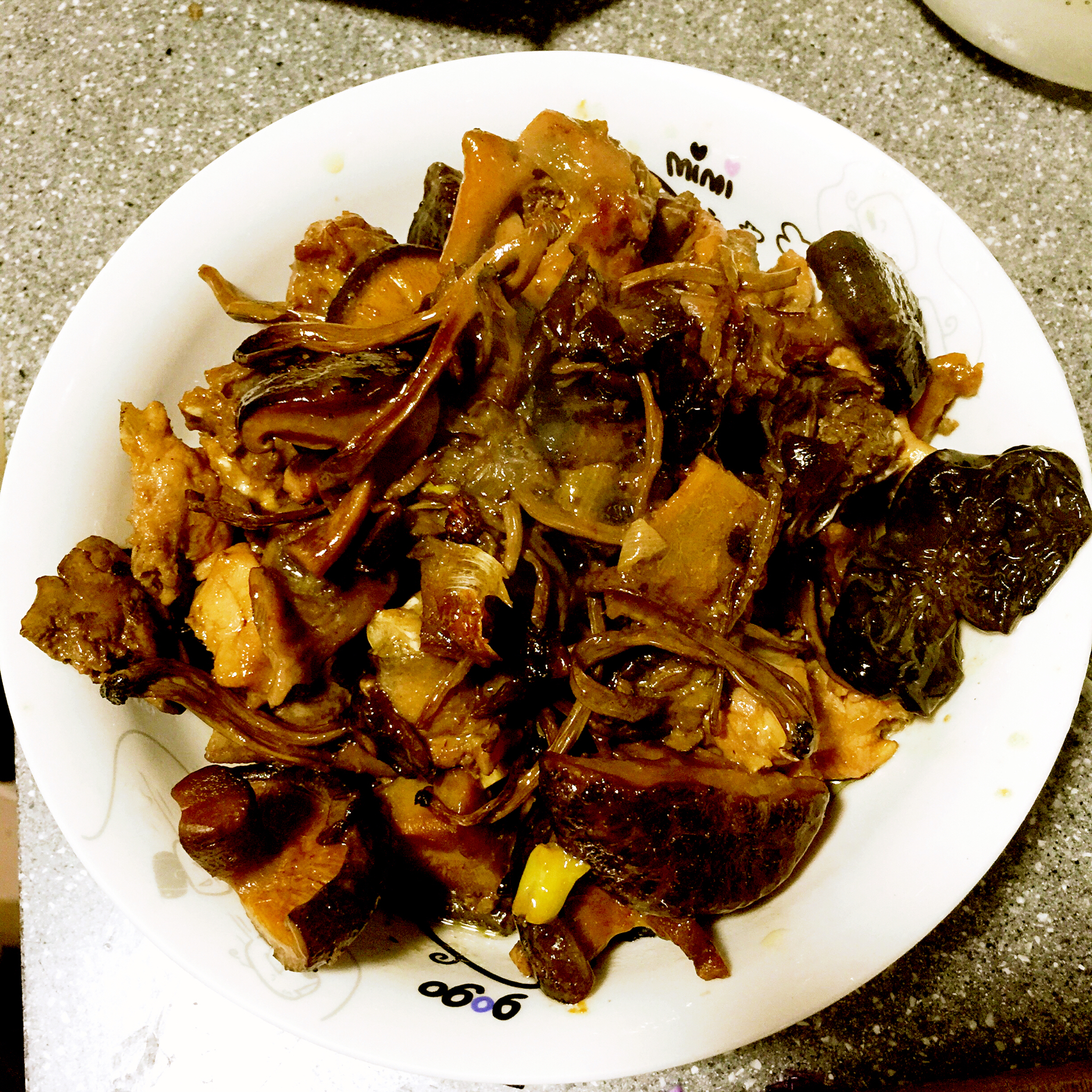 冬菇焖鸡