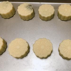 半岛奶酥月饼的做法 步骤11