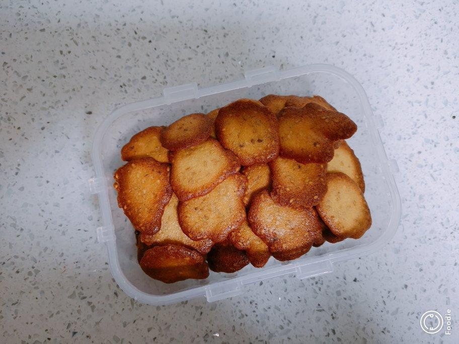 芝麻薄脆蛋白饼干