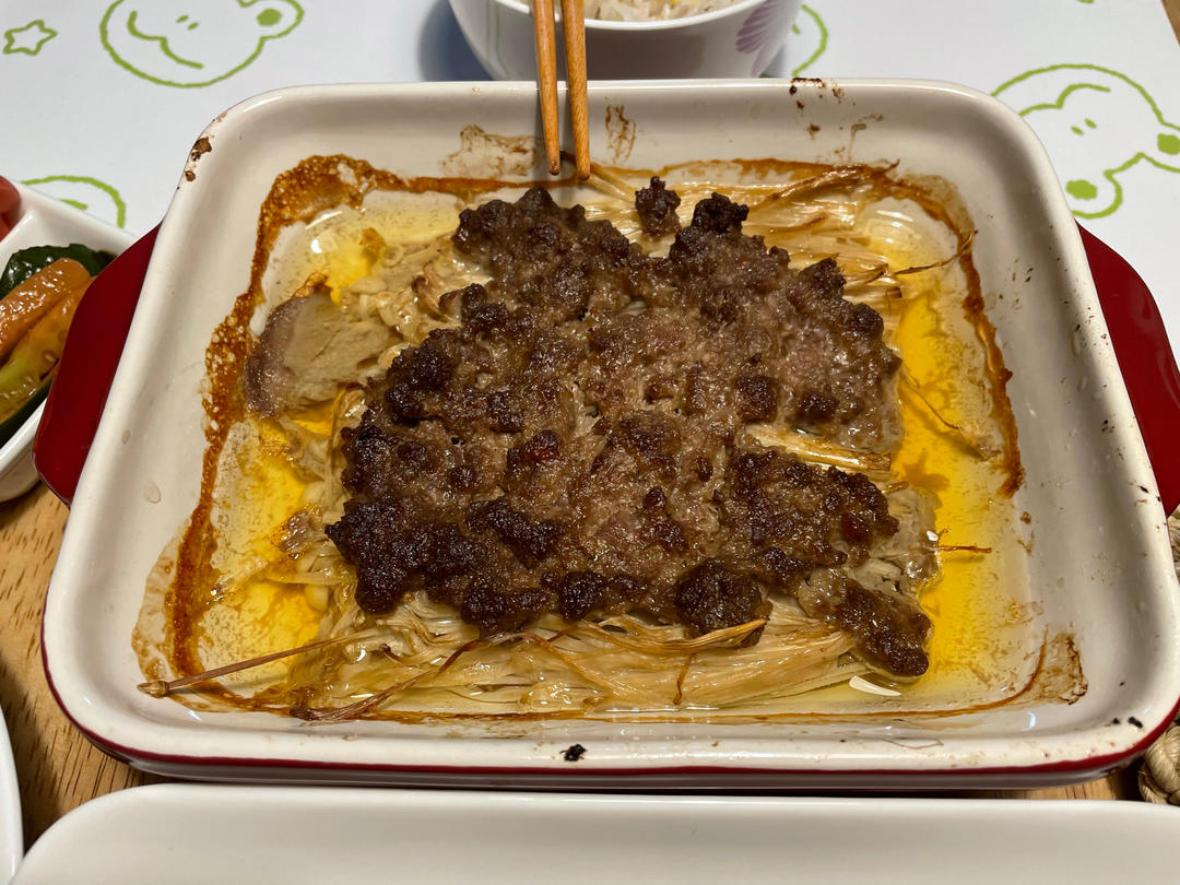 🔥🔥低脂健康‼️吃腻了油炒那我们就换蒸的🥢简单快手的金针菇蒸牛肉🥩🥩你值得拥有❣️