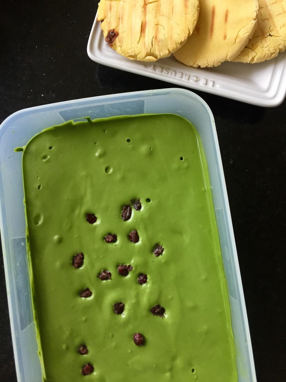绝对无冰渣的抹茶蜜豆冰淇淋（手工版）