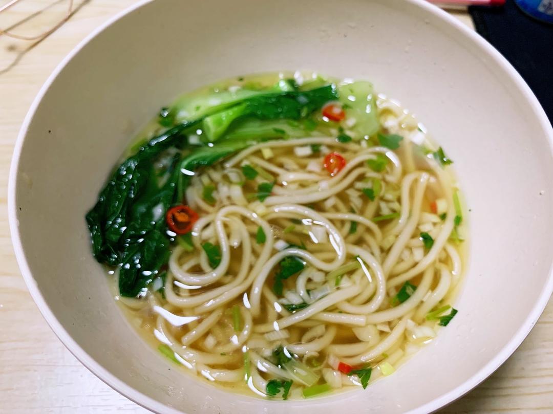 一碗热汤面