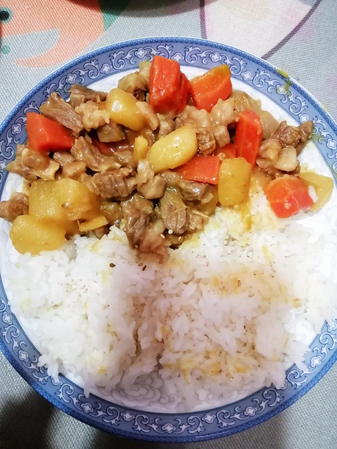 咖喱牛肉土豆