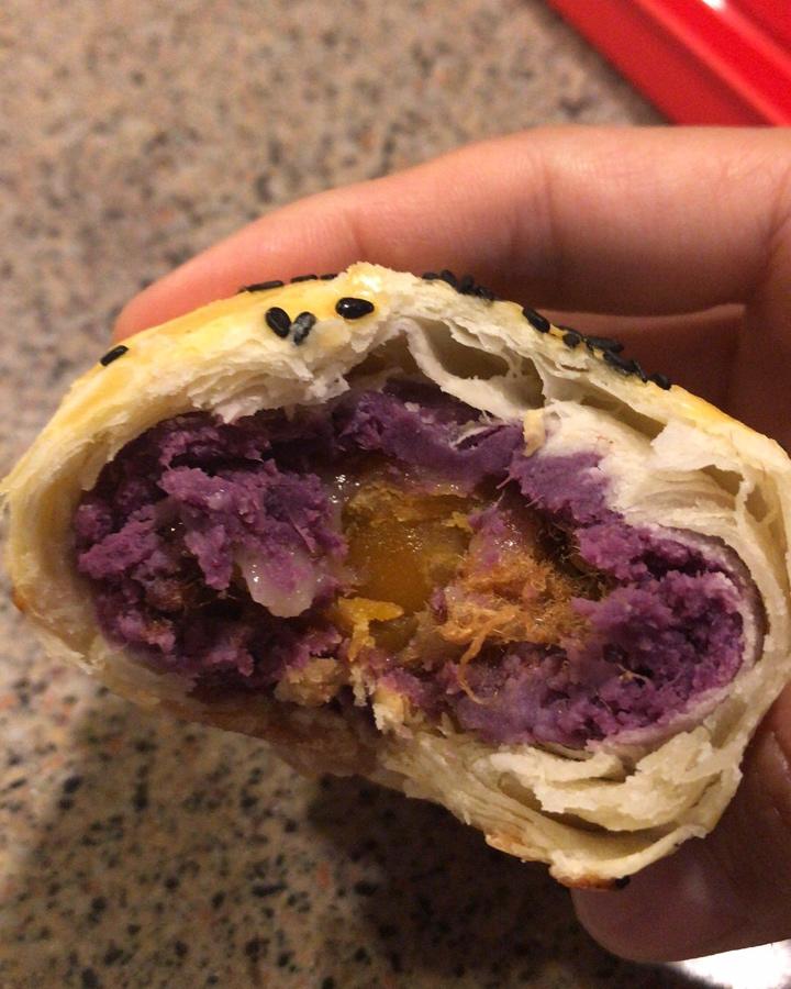 蛋黄酥（紫薯 麻薯 肉松 蛋黄）