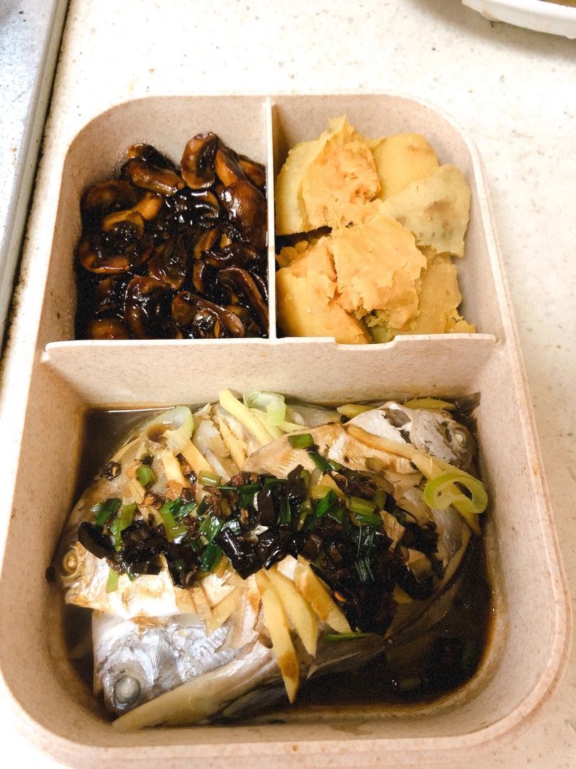 简单版清蒸银鲳鱼（100%好吃）