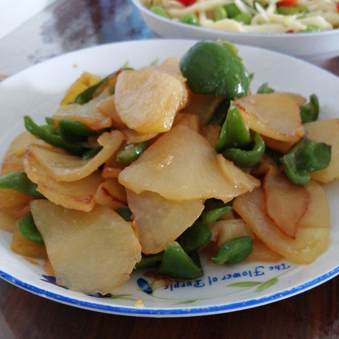 青椒土豆，素菜也可以香香的