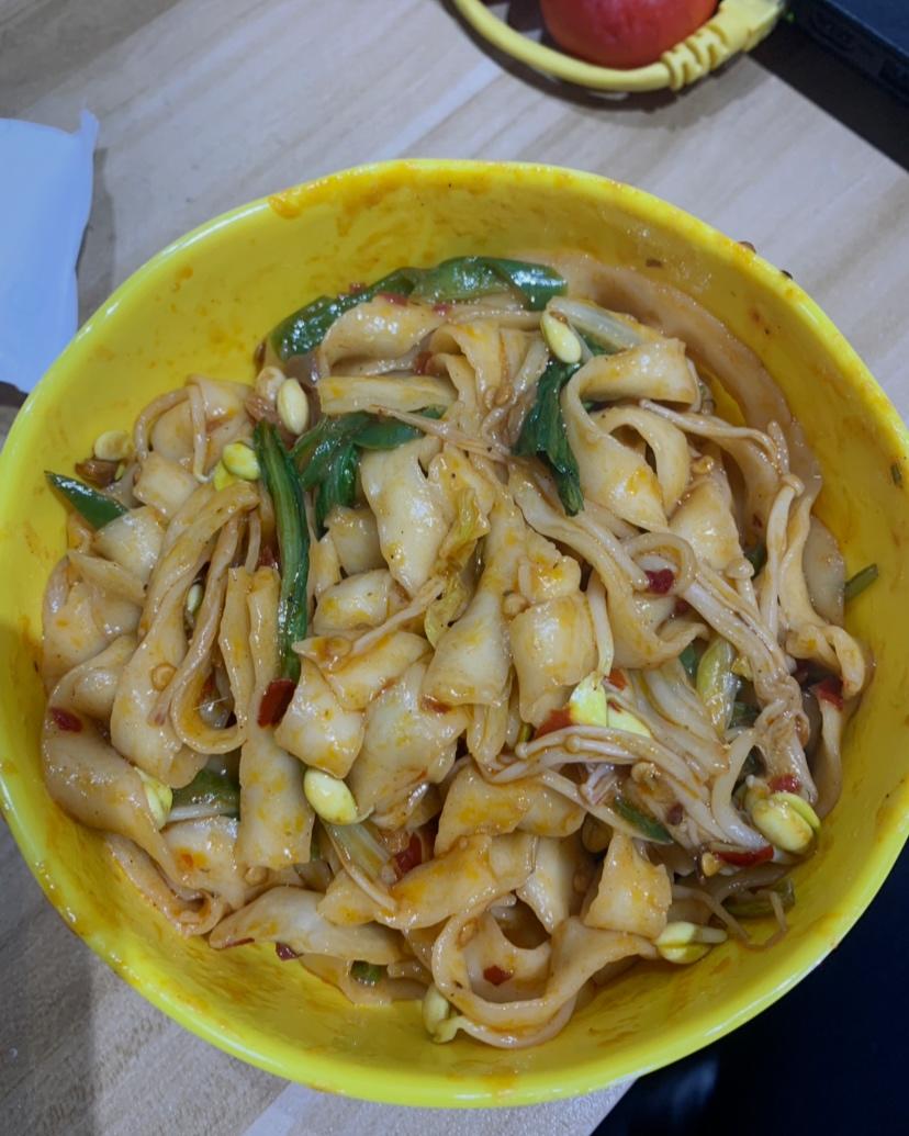炒刀削面