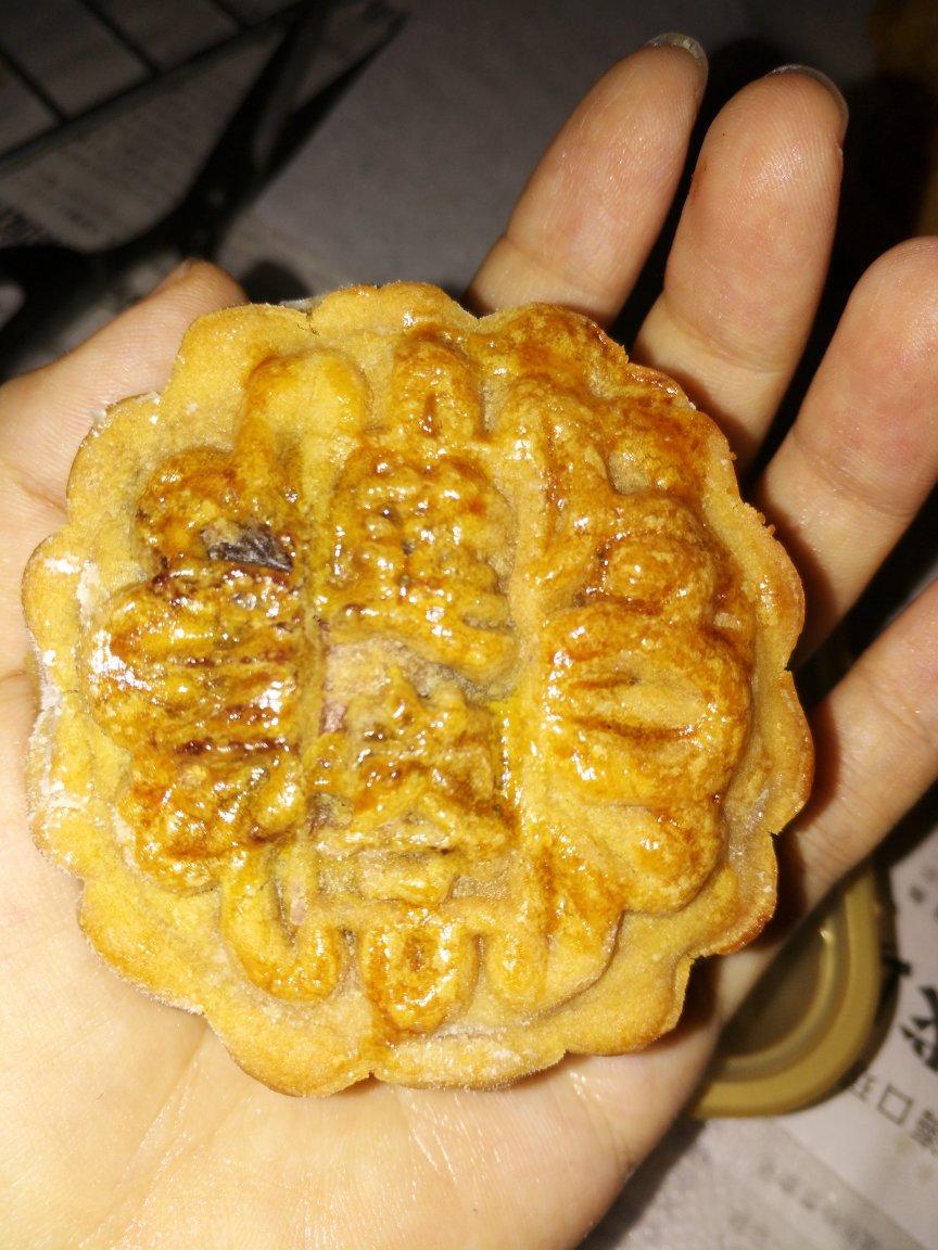 广式莲蓉（豆沙）蛋黄月饼（超详细步骤）