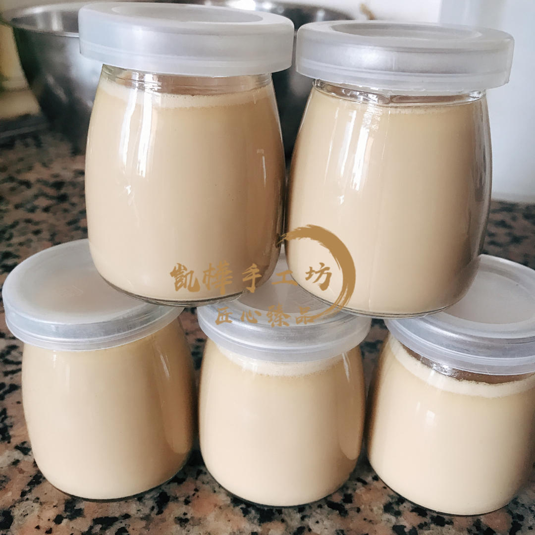 既有颜色又有味道的咖啡奶冻