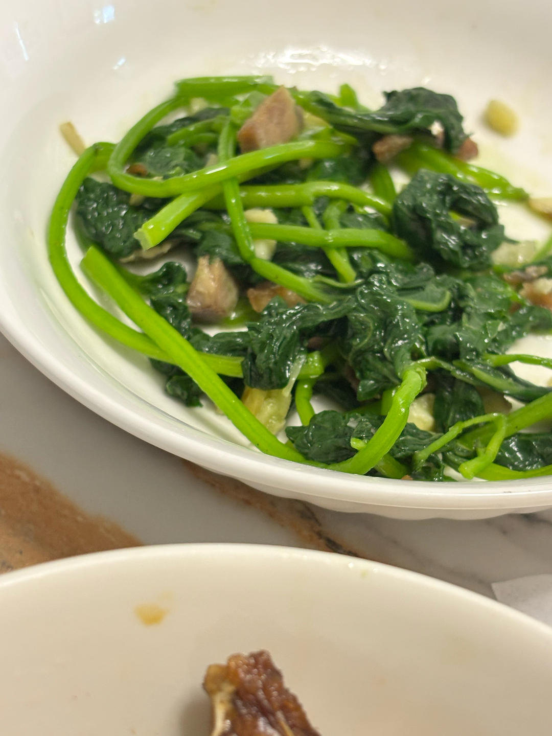 做出好吃的番薯叶只需两个步骤