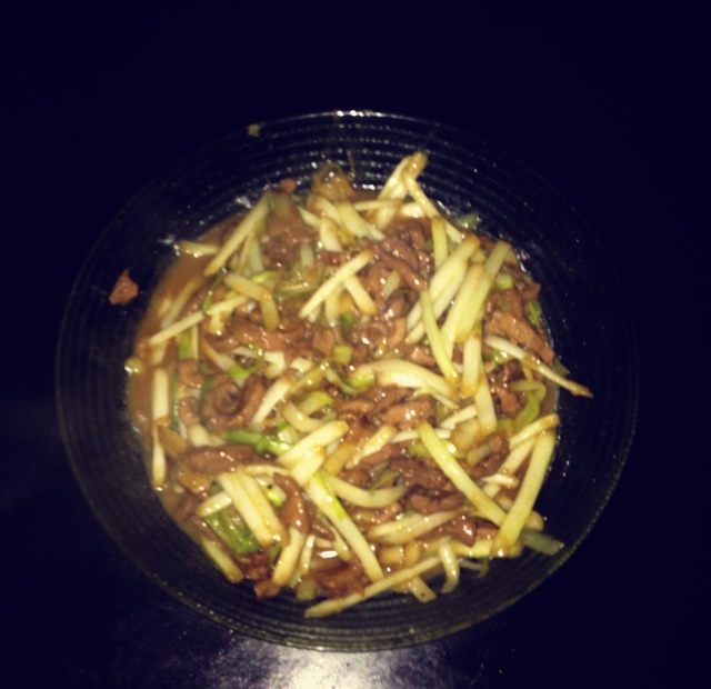 韭黄炒肉丝