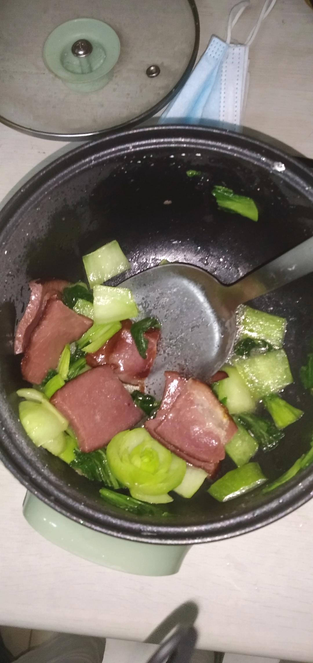 腊肉炒青菜