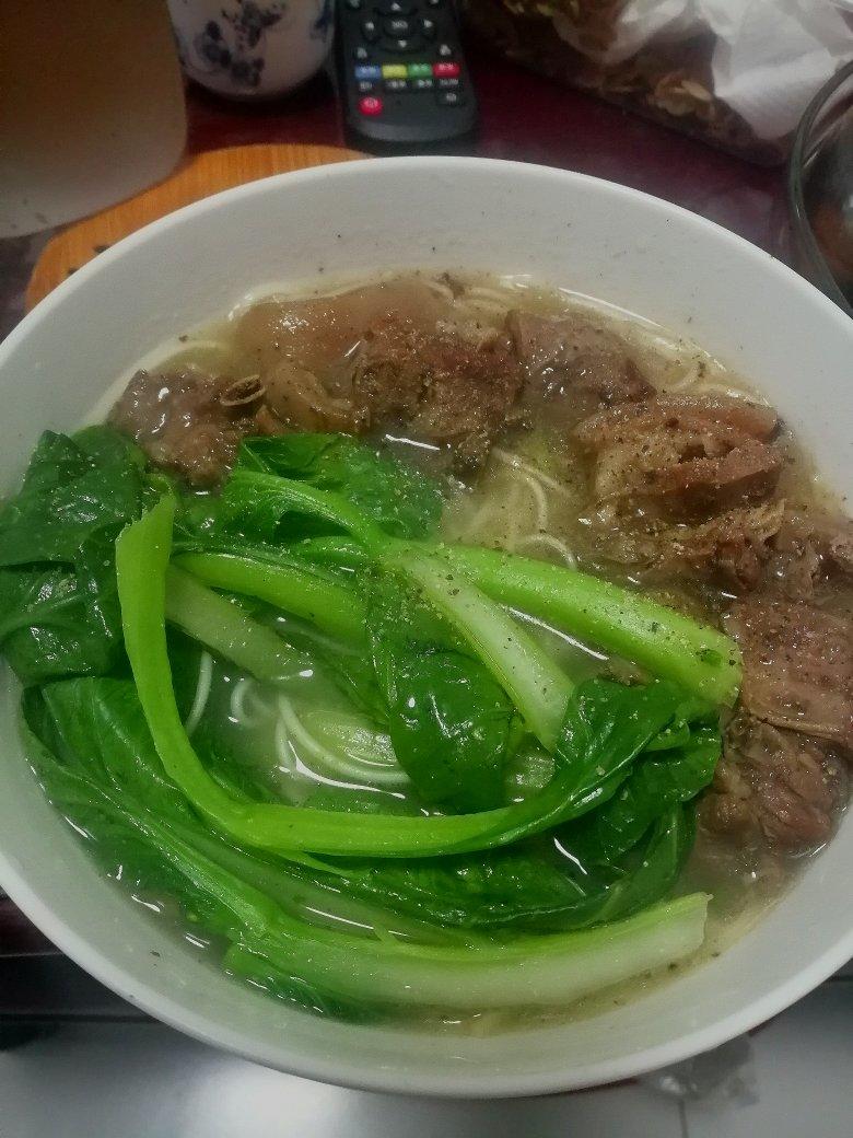 【红烧羊肉煨面】