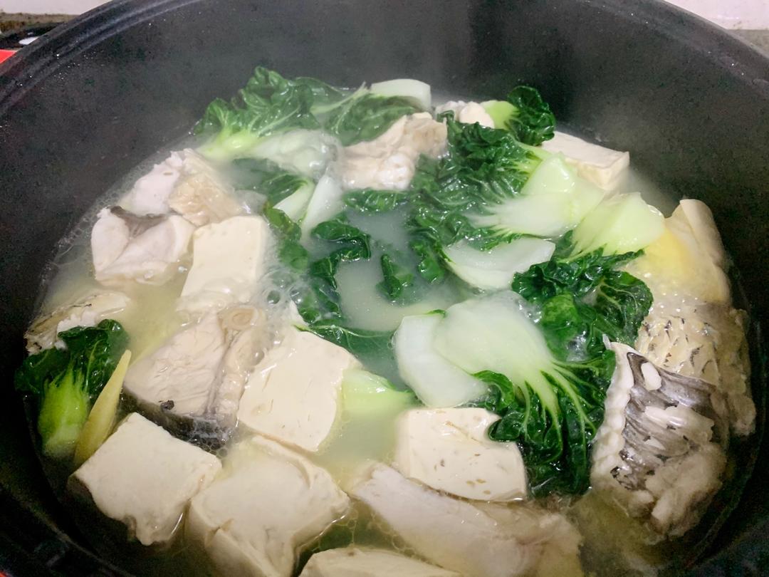 鱼头豆腐汤