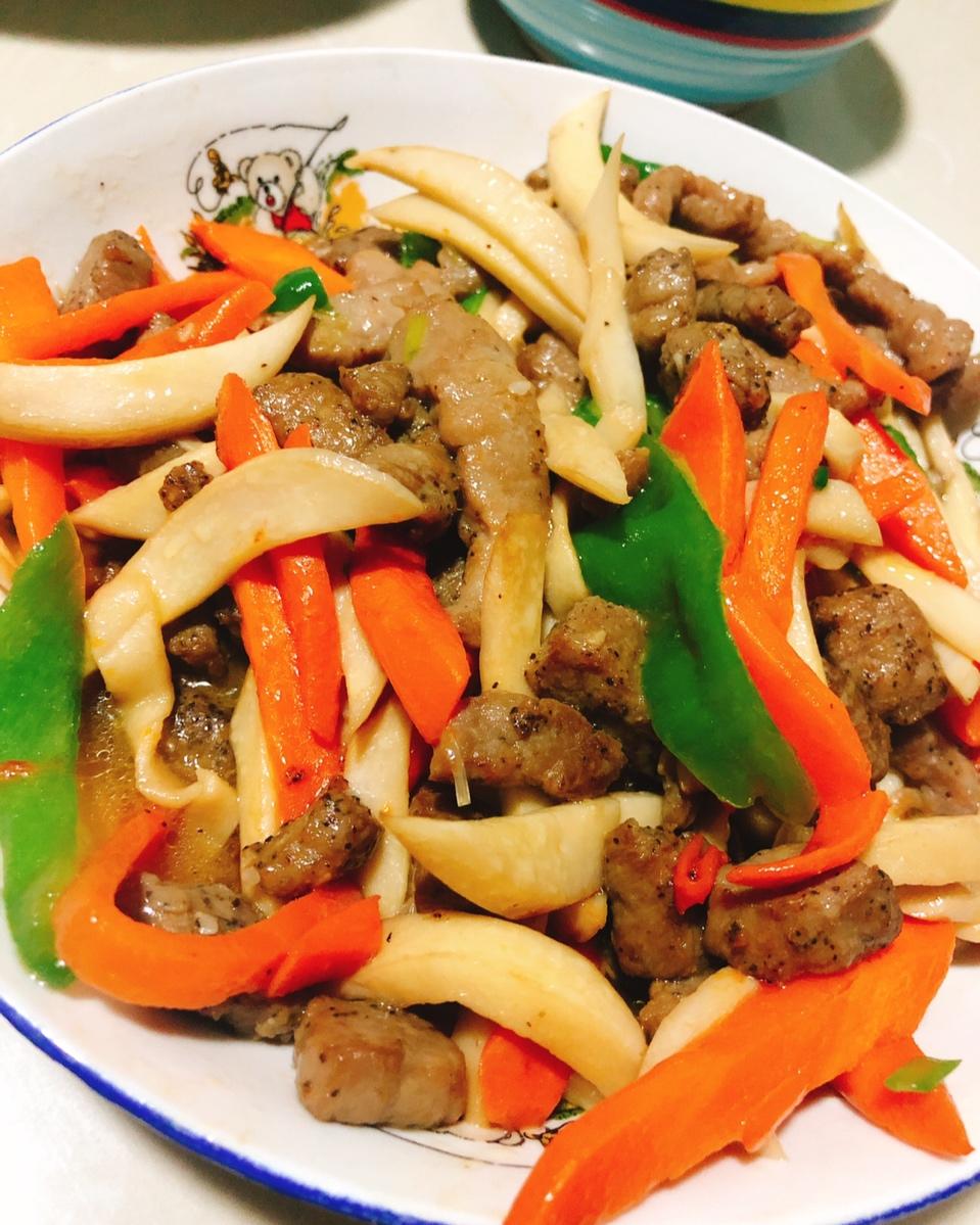 杏鲍菇炒牛肉粒