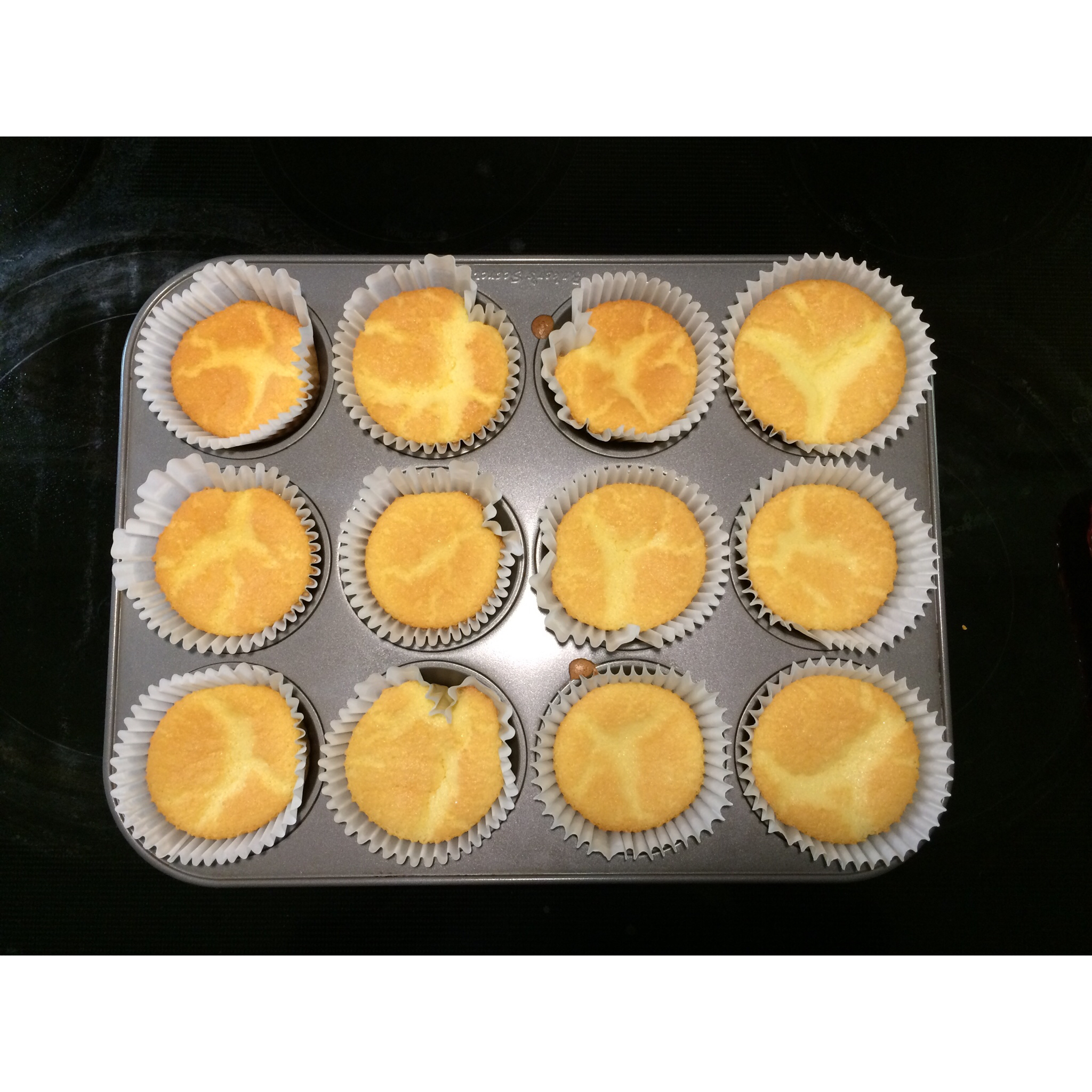 消耗淡奶油之作——淡奶油小蛋糕