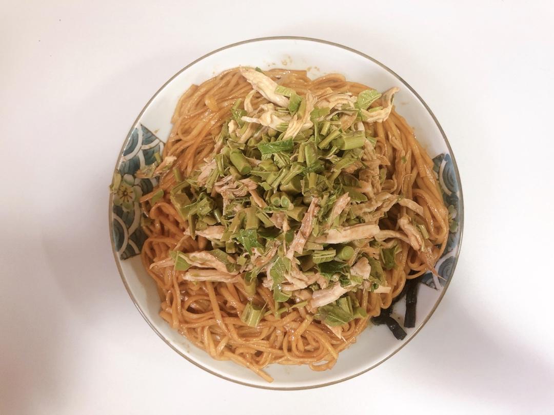 【香椿鸡丝拌面】3月必吃第一鲜！错过要等 2021年了