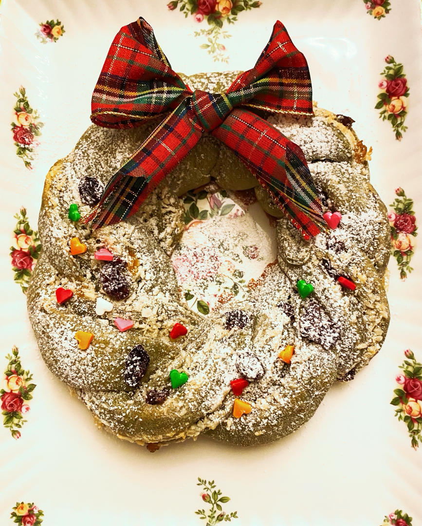 抹茶蔓越莓花环面包