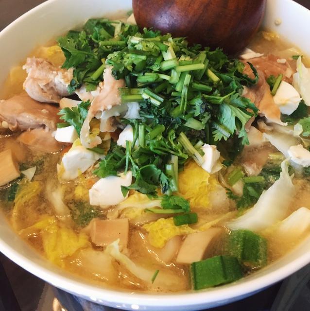 上汤白菜炖鸡腿肉