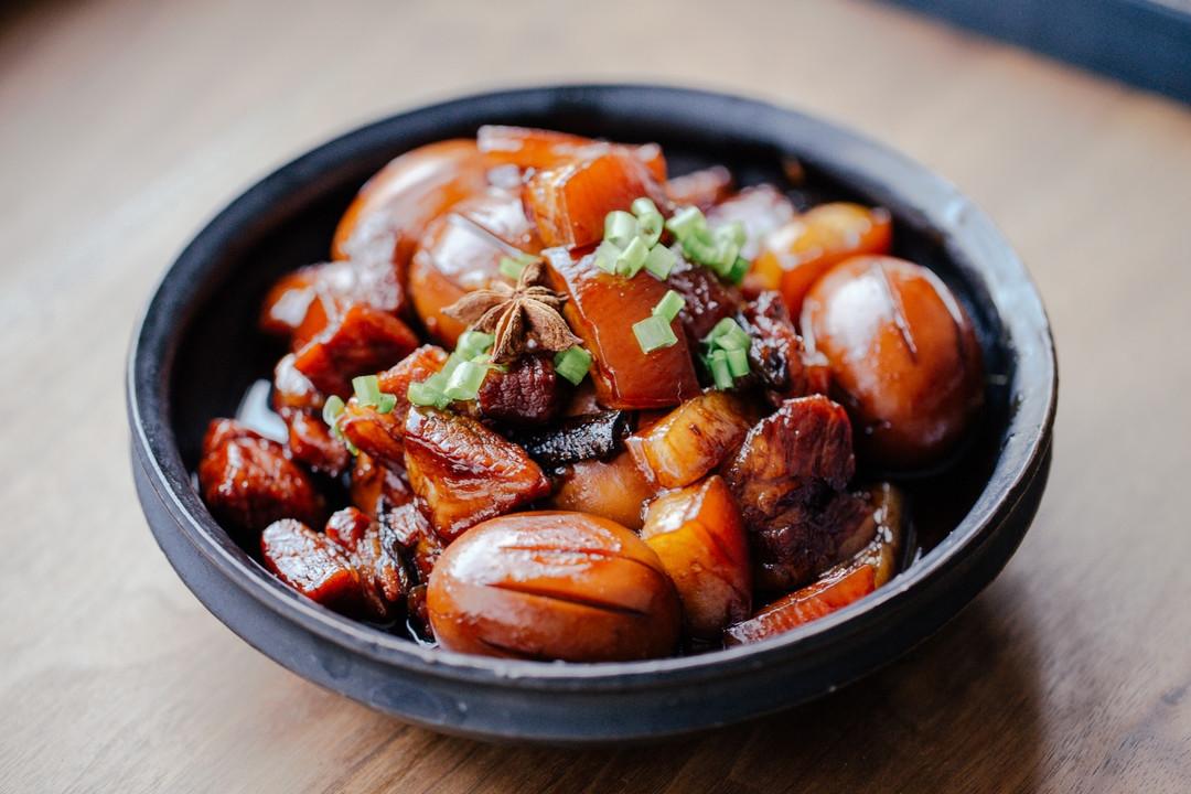 其实也不是很难的红烧肉烧蛋