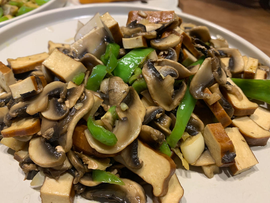 素炒鲜口蘑（白蘑菇），快手家常菜